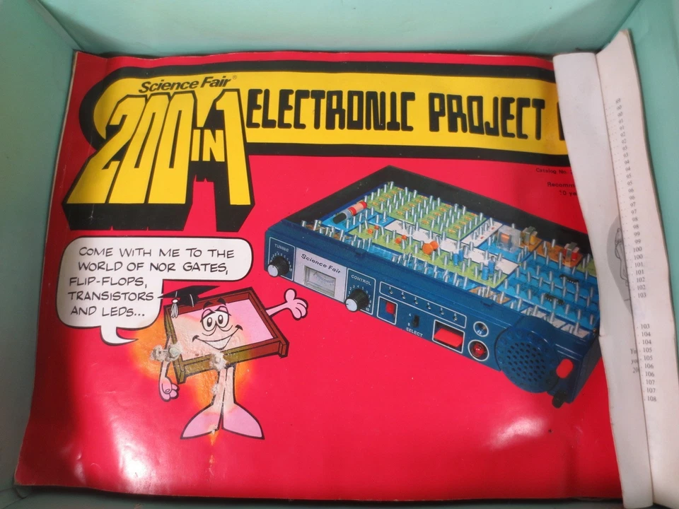 Science Fair 200 IN 1 Electronic Project LAB Kit. Fully Tested and Working  - Image 1 of 1