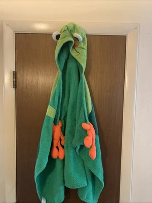Toalla con capucha Green Frog para niños de 0 a 10 años Foto 1 de 4
