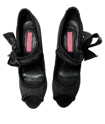 Betsey Johnson Black Lace Wrap Dressy Cocktail Satin Bow Womens Stiletto Heels 7 - Image 1 of 4