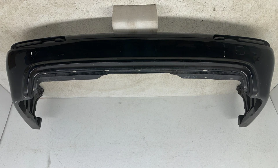 2000-2003 BMW E39 M5 Rear Bumper Cover Trim Diffuser Panel OEM Missing Chipped Foto 1 de 4