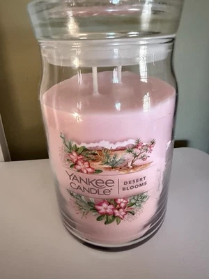 Vela Yankee Candle Desert Blooms 20 oz frasco perfumado 2 - pavio - Imagem 1 de 2