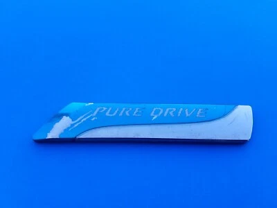 NISSAN ALTIMA SENTRA VERSA JUKE MURANO ROGUE PURE DRIVE EMBLEMA LOGOTIPO INSIGNIA (2013) Foto 1 de 3