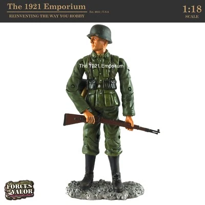 ✙ 1:18 Unimax Toys Forces of Valor Bravo Team WWII German Army Mauser Soldier - Image 1 of 3