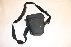 Vanguard SLR Black Camera Bag with Shoulder Strap - Picture 1 of 4