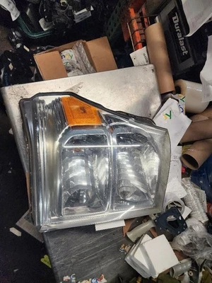 Compuesto de faros para conductor para camioneta Ford F250SD 11-16 645902 Foto 1 de 3