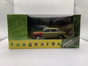 Vanguards Corgi 1:43 Austin 1800 Limeflower Green Hidden Treasures VA08901 - Bild 1 von 4