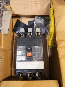 Interruptor FUJI SA103RAUL 60 AMP - Imagen 1 de 2
