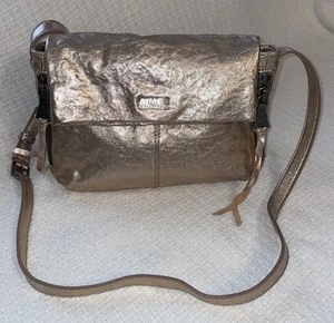 Bolso Bandolera AIMEE KESTENBERG Cuero Rosa Metálico BALI 2-BONITO - Imagen 1 de 11
