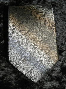 Nicole Miller NY gewebte Seidenkrawatte schwarz & silber 57 x 3 1/2"" - Bild 1 von 2