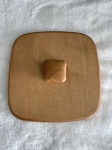 Longaberger WoodCrafts Lid 6 1/4” x 6 1/4” Excellent - Picture 1 of 4