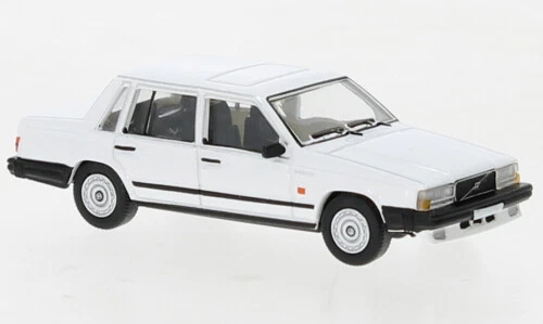 Brekina PCX870662 - 1/87 Volvo 740, White, 1984 - New - Image 1 of 1