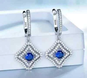 Orecchino donna goccia zaffiro taglio tondo placcato oro bianco 14 kt creato in laboratorio 2 ct - Foto 1 di 6