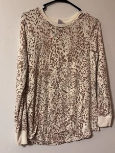 Stars Above Women’s Leopard Print 2 Piece Long Sleeve Pajama Set Size Medium - Picture 1 of 10