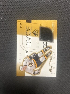 2001-02 SP Game Used Edition Authentic Fabric Gold /300 Ray Bourque #AF-BQ HOF - Image 1 of 2