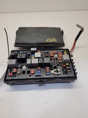 2011 BUICK REGAL Fuse Box Engine German Plant Build 13330944 - Image 1 of 4