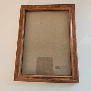 5.5' x 7.5' Wooden Picture Frame (4.5 x 6.5 inside) - Picture 1 of 12