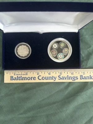 1970  Agrarian Reform Coin Set With Gem Mint State Uncirculated  Palm tree Coin - Image 1 of 4