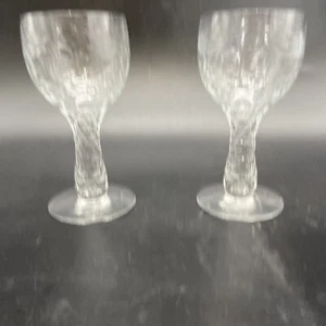 Pair VTG honeycomb hollow stemmed floral etched wine glasses - Picture 1 of 6