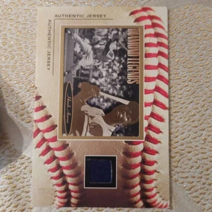 Hank Aaron jersey card. Upper deck authentic jersey. - Picture 1 of 2