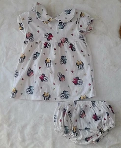 Liebevoll gepflegte Babykleidung - Paket Mädchen - Gr. 68, 37 Teile - Neuwertig - Bild 1 von 13