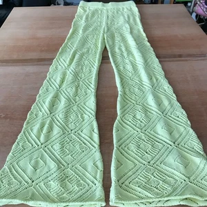 Free People Movement Beach Flare Pants Women M Yellow Crochet Geometric Stretch - Picture 1 of 16
