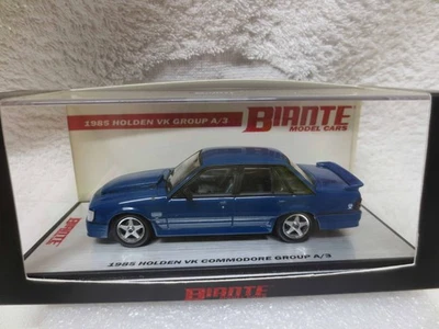 VK SS GROUP A3 FORMULA BLUE COMMODORE 1:43 scale - Изображение 1 из 4