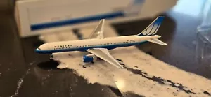 Aeroclassics United Airlines B 757-222WL 1:400 colori tulipano N598UA - Foto 1 di 11