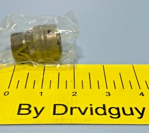 Bendix PT06A-16-26P 26-Pin Male Circular Connector Plug - Picture 1 of 4