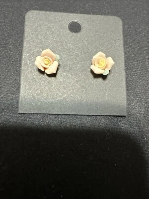 Porcelain Pink Flower -Rose- Dainty Earring Studs - Изображение 1 из 4