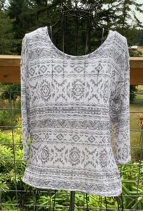 Almost Famous Ladies Medium White with Black Aztec Woven 3/4 Sleeve Blouse - Picture 1 of 7