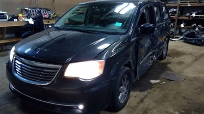 TOWN COUN 2012 Glove Box 821414 - Image 1 of 4