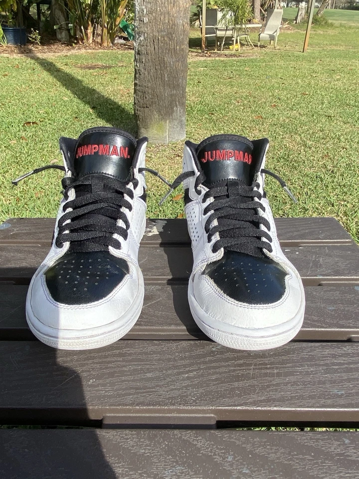 Nike Air Jordan 1 Mid Blanco Y Negro Talla 5y Foto 1 de 4