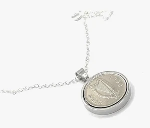1950 Chance Irlandaise Threepence 75E Anniversaire Cadeaux Pour Femmes SS 18Po - Picture 1 of 2