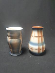 Reinhold + JPS, Bunzlau, 2 kleine Vasen Spritzdekor 