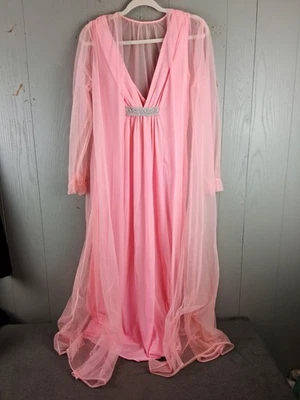 Conjunto de 32 Negligee Brillante Vestido y Bata Peignoir Rosa Años 60/70 DE COLECCIÓN Foto 1 de 4