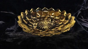 Plato vintage de caramelo/tuercas cubo de jeanette de vidrio transparente - Imagen 1 de 4