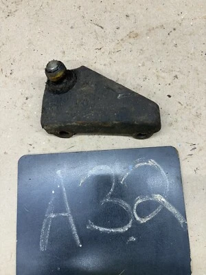 1973 1978 1979 ford F100 F150 F250 Clutch Z Bar Linkage Link Bell Crank Mount Sb - Image 1 of 4