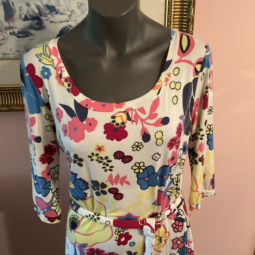 Abito a maglia Love Moschino crema stampata floreale vestibilità & svasata cintura M