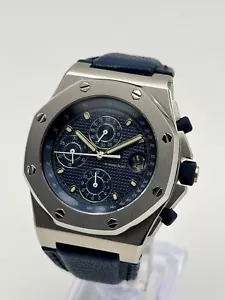 03/2025 AP Revision - Audemars Piguet Royal Oak Offshore Chronograph BLAU - TOP - Bild 1 von 7
