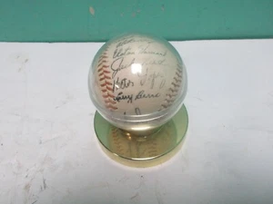 NY Yankees Vintage Souvenir Machine Signed 1960 Team Signed Baseball Team Mantle - Picture 1 of 13