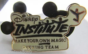 Pin de equipo de apertura número 1 de 800 LE del Disney Institute - Imagen 1 de 2