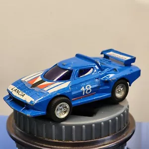 Vintage Grippers Lancia Stratos Zee Pull Back Die Cast Racer Maßstab 1:45 getestet - Bild 1 von 7