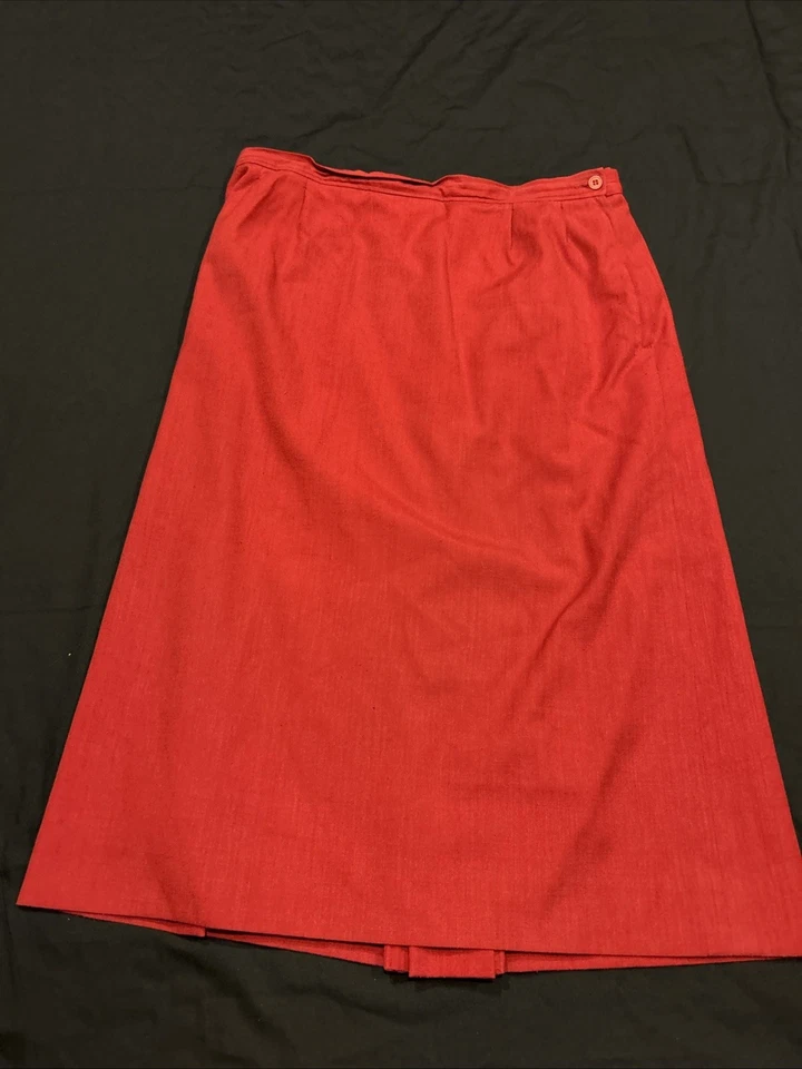 Vtg Country Sophisticates by Pendleton Portland Oregon pleated Red skirt, 18 B12 - Image 1 of 4