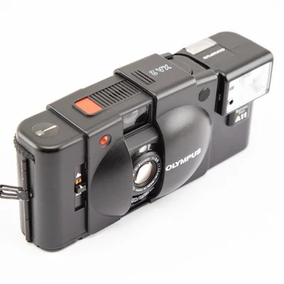 Appareil photo Olympus XA2 + Flash A11, testé / 35mm compact camera, tested XA 2 - Photo 1/4
