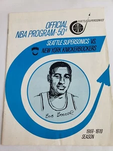 1969 - 1970 NBA GAME PROGRAM SEATTLE SUPERSONICS VS NEW YORK KNICKERBOCKERS OLD - Picture 1 of 12