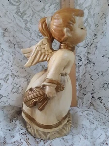 Estatuilla de ángel niña roja besándose vintage Japón 8 1/4" de alto - Imagen 1 de 5
