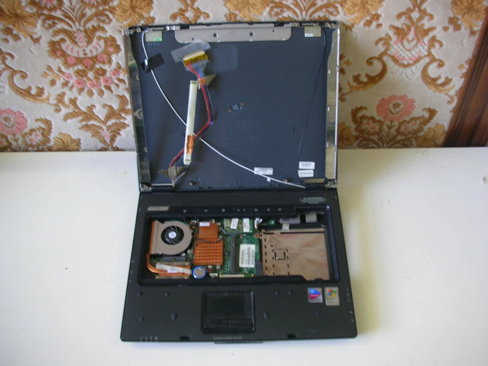 Hp Compaq NC6120 (b) - Immagine 1 di 1