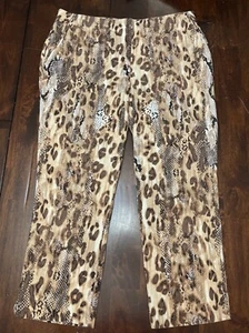 Pantalones capri Chico’s So adelgazantes con estampado animal para mujer talla S/6 (chicos 0,5) - Imagen 1 de 4