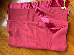 Faribo Blanket Satin Trim Twin Faribault Maroon Red Fluff Loomed 100% Wool USA - Picture 1 of 9