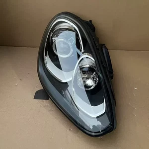 Porsche Cayenne Right Xenon Headlight AFS 2015-2018 - Picture 1 of 9